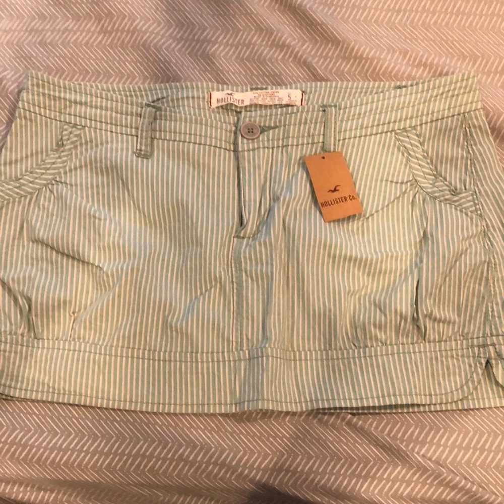 Juniors Hollister Skirt